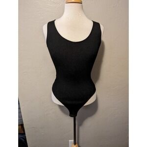 NWT Ribbed bodysuit size Small